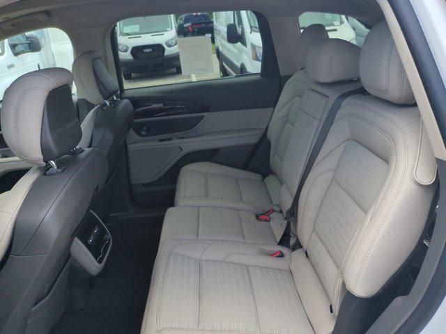 new 2025 Lincoln Nautilus car, priced at $60,379