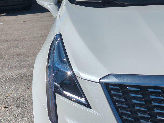 used 2025 Cadillac XT5 car, priced at $41,598