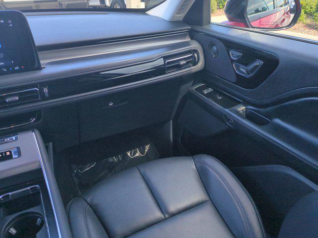 used 2025 Lincoln Aviator car, priced at $57,092