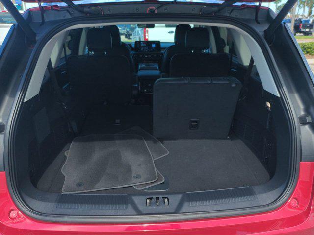 used 2025 Lincoln Aviator car, priced at $57,092