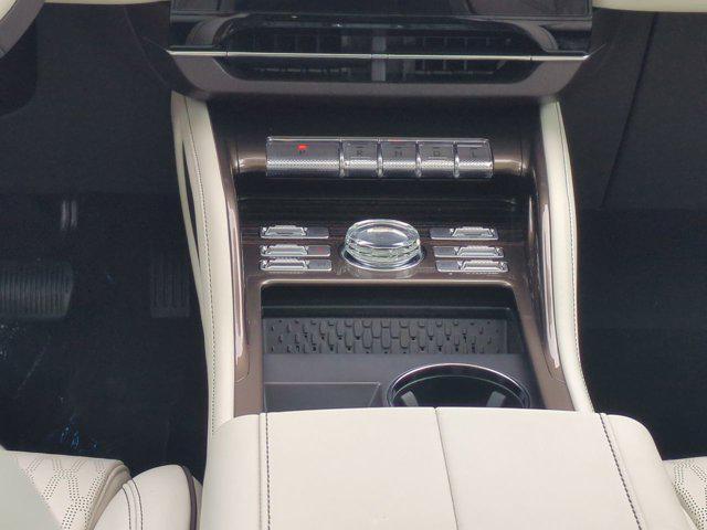 new 2025 Lincoln Nautilus car, priced at $81,395
