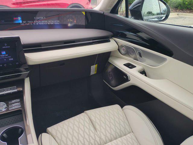 new 2025 Lincoln Nautilus car, priced at $81,395
