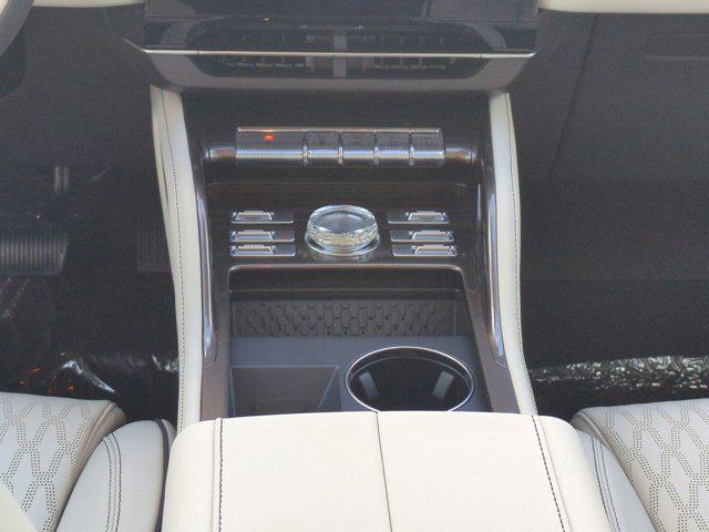 new 2025 Lincoln Nautilus car, priced at $81,395