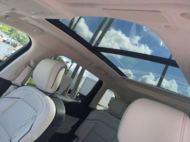new 2025 Lincoln Nautilus car, priced at $81,395