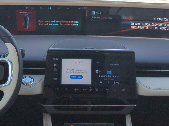 new 2025 Lincoln Nautilus car, priced at $81,395