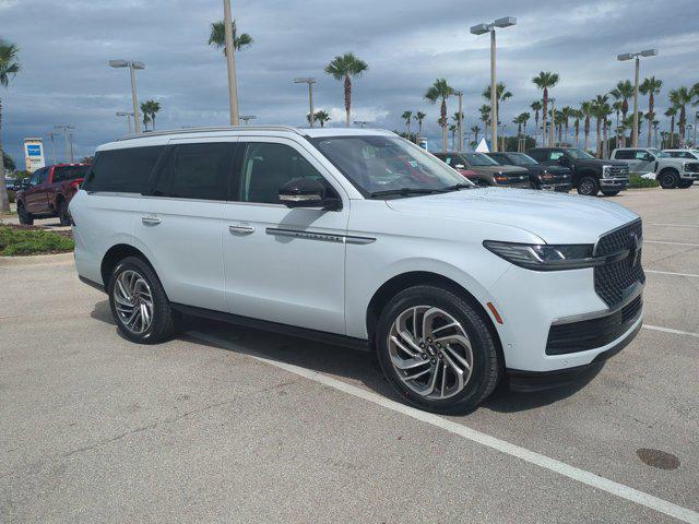 new 2025 Lincoln Navigator car, priced at $102,940