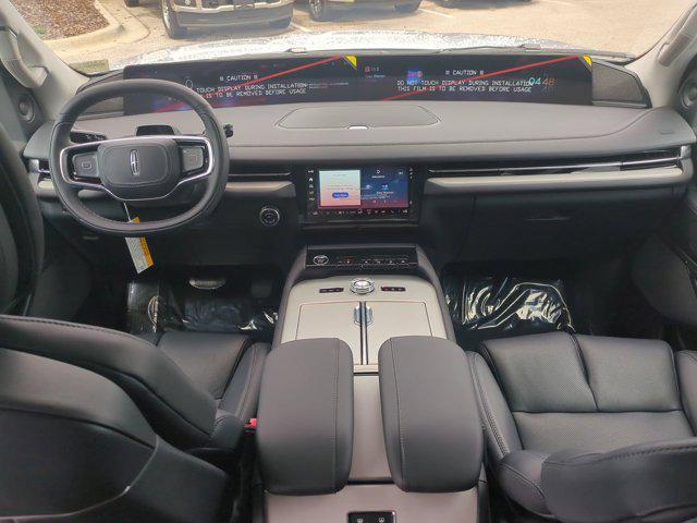 new 2025 Lincoln Navigator car, priced at $102,940