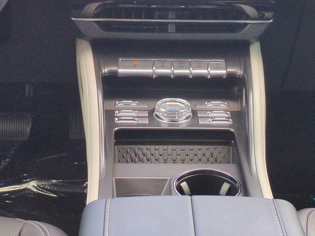 new 2025 Lincoln Nautilus car, priced at $54,878