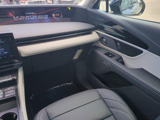 new 2025 Lincoln Nautilus car, priced at $54,878