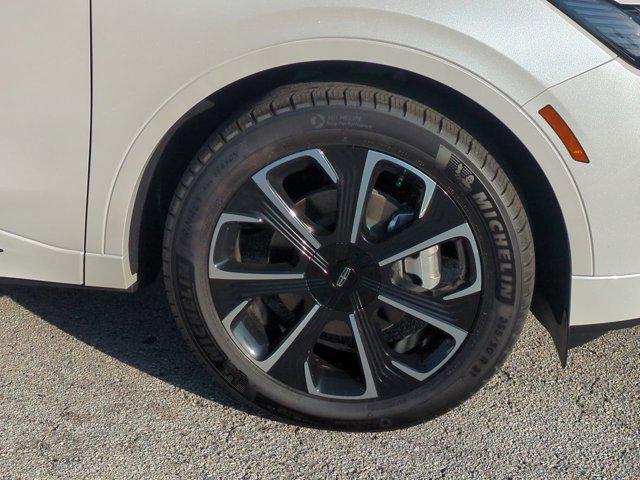 new 2025 Lincoln Nautilus car, priced at $63,205