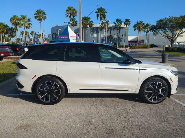 new 2025 Lincoln Nautilus car, priced at $63,205