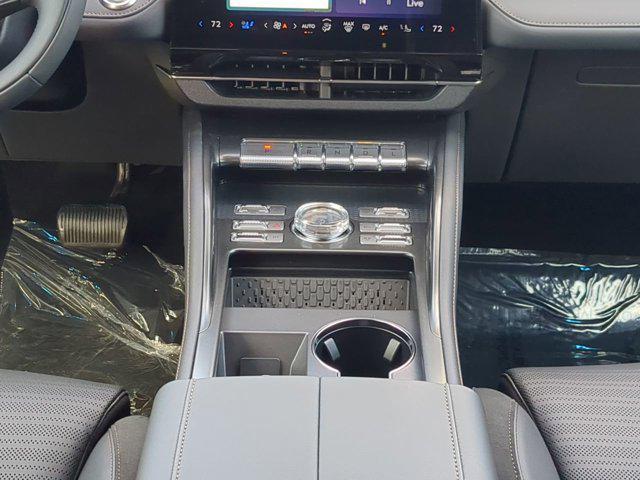 new 2025 Lincoln Nautilus car, priced at $65,742