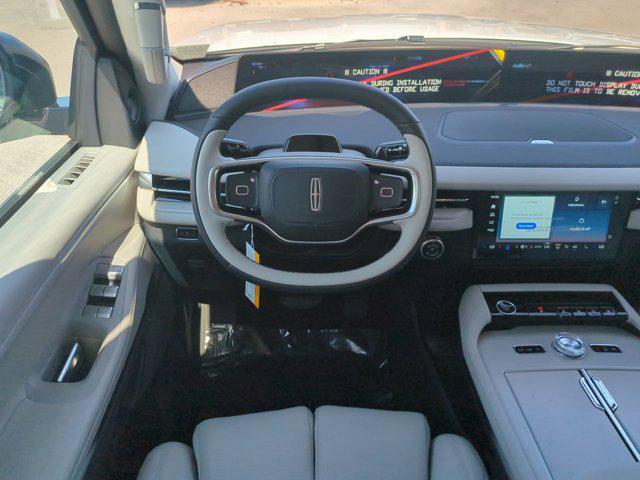 new 2025 Lincoln Navigator car, priced at $106,455