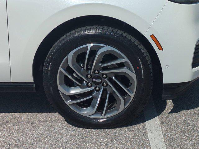 new 2025 Lincoln Navigator car, priced at $106,455