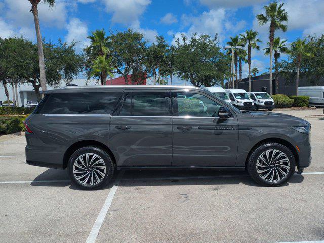 new 2025 Lincoln Navigator car, priced at $124,190
