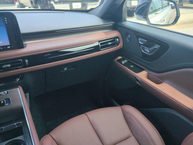 new 2025 Lincoln Aviator car, priced at $69,445
