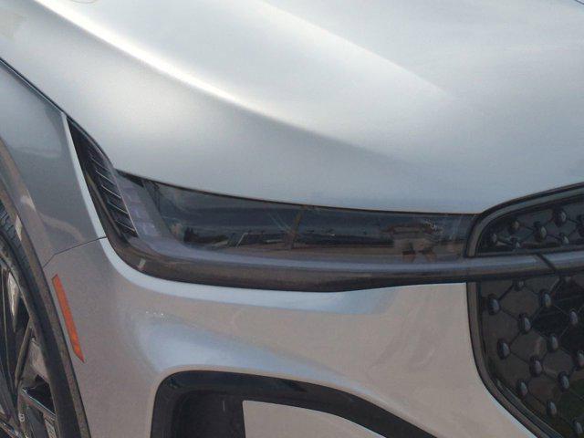 new 2025 Lincoln Nautilus car, priced at $66,705