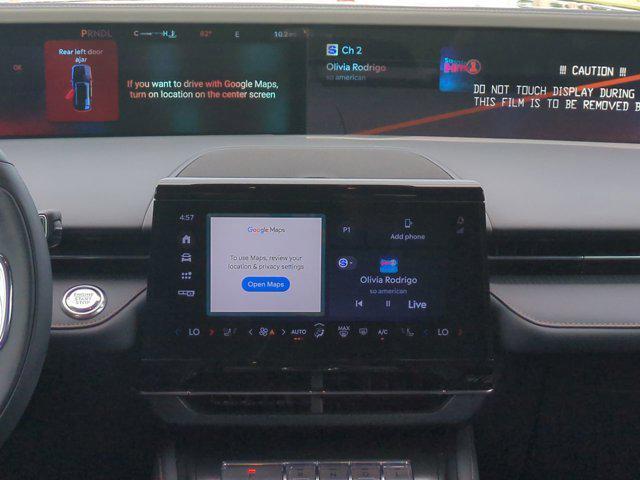 new 2025 Lincoln Nautilus car, priced at $66,705