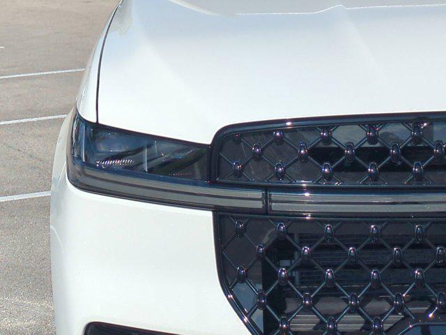 new 2025 Lincoln Navigator car, priced at $104,840