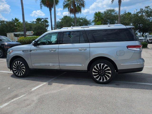 new 2024 Lincoln Navigator car, priced at $122,515