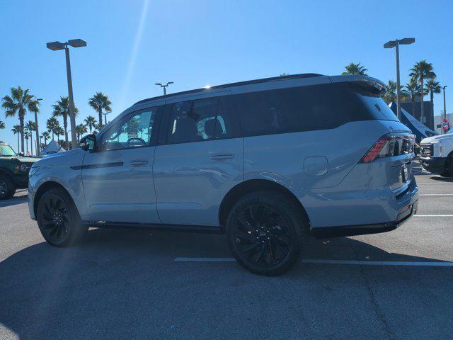 new 2025 Lincoln Navigator car, priced at $108,340
