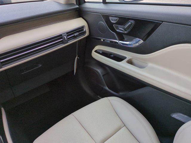 new 2025 Lincoln Corsair car, priced at $55,385