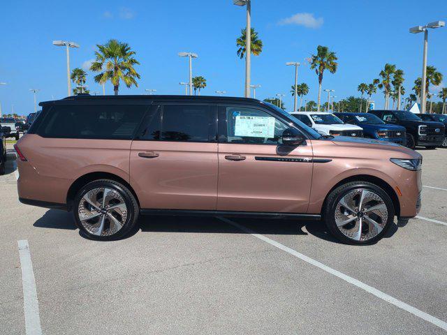 new 2025 Lincoln Navigator car, priced at $139,330