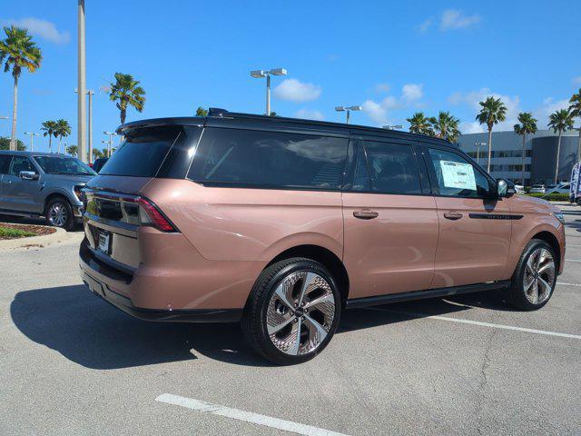 new 2025 Lincoln Navigator car, priced at $139,330