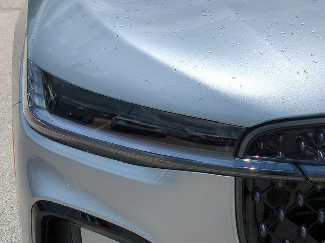new 2025 Lincoln Nautilus car, priced at $58,112