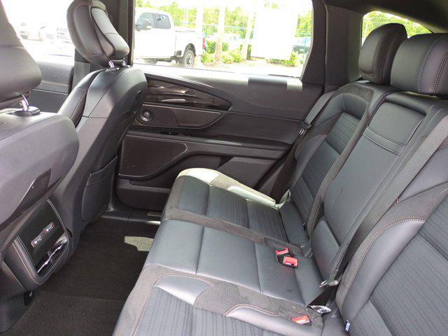 new 2025 Lincoln Nautilus car, priced at $58,112