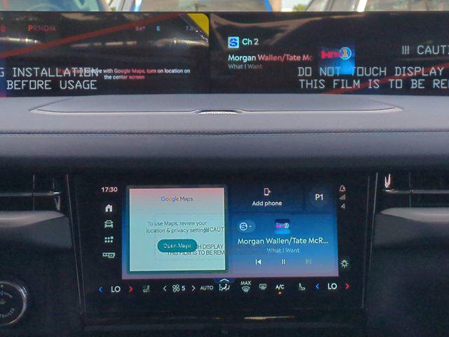 new 2025 Lincoln Navigator car, priced at $103,122