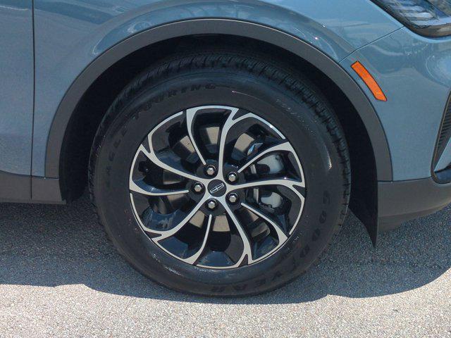 new 2025 Lincoln Nautilus car, priced at $63,320