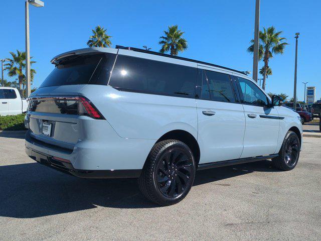 new 2025 Lincoln Navigator car, priced at $107,830