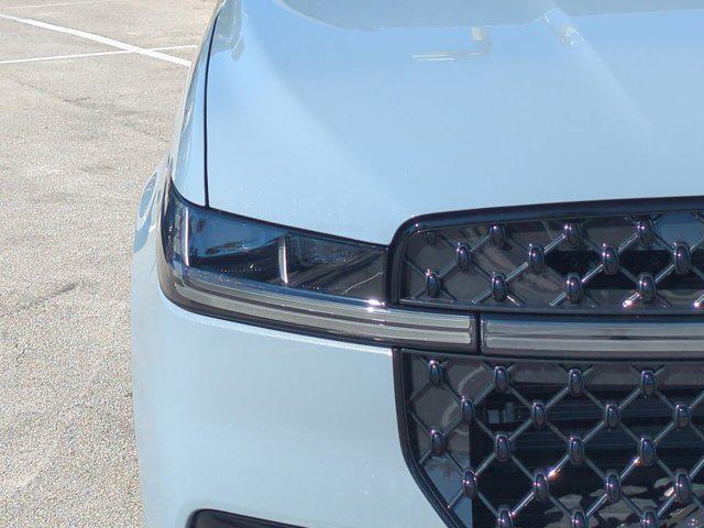 new 2025 Lincoln Navigator car, priced at $107,830