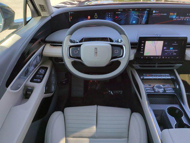 new 2025 Lincoln Nautilus car, priced at $67,660