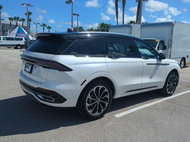 new 2025 Lincoln Nautilus car, priced at $68,910