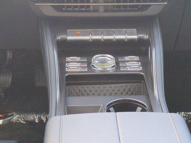 new 2025 Lincoln Nautilus car, priced at $68,910
