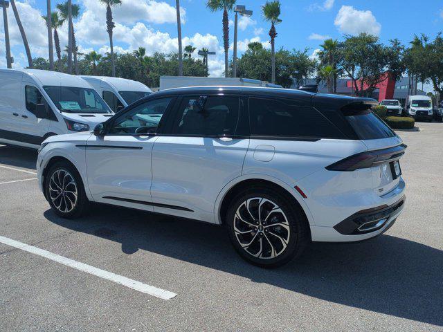 new 2025 Lincoln Nautilus car, priced at $68,910