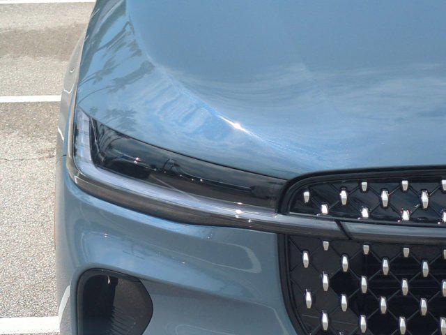 new 2025 Lincoln Nautilus car, priced at $55,589