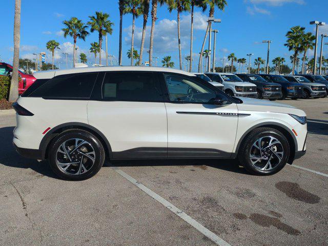 new 2025 Lincoln Nautilus car, priced at $61,025