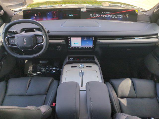 new 2025 Lincoln Navigator car, priced at $108,310