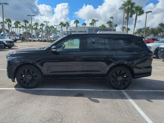 new 2025 Lincoln Navigator car, priced at $108,310