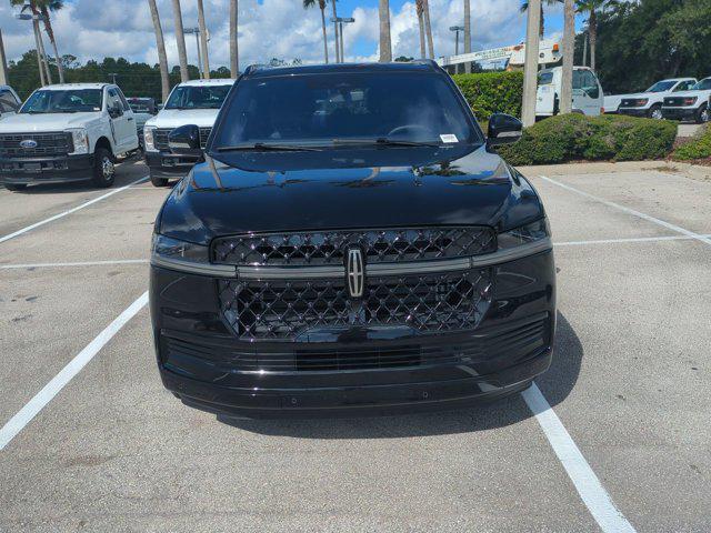 new 2025 Lincoln Navigator car, priced at $108,310