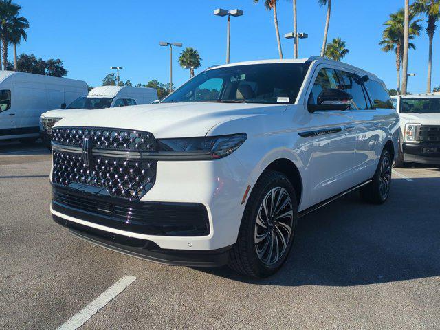 new 2025 Lincoln Navigator car, priced at $121,340