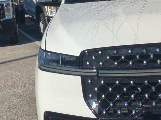 new 2025 Lincoln Navigator car, priced at $121,340