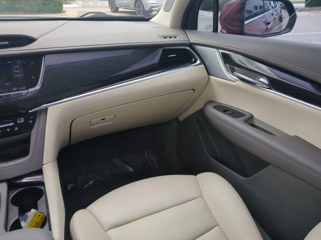 used 2023 Cadillac XT6 car, priced at $43,999