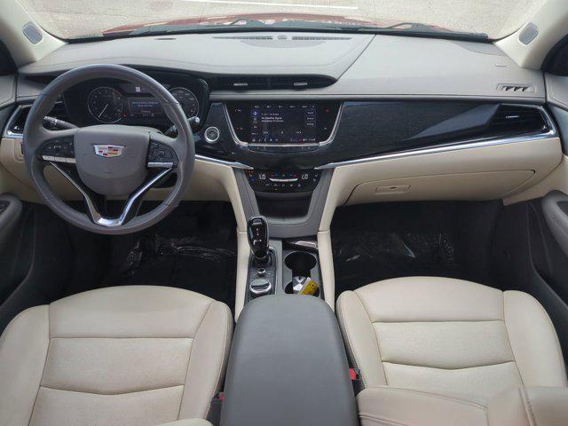 used 2023 Cadillac XT6 car, priced at $43,999
