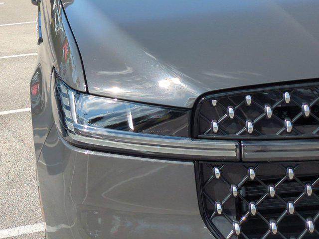 new 2025 Lincoln Navigator car, priced at $120,490