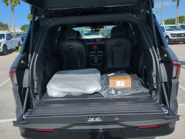 new 2025 Lincoln Navigator car, priced at $120,490