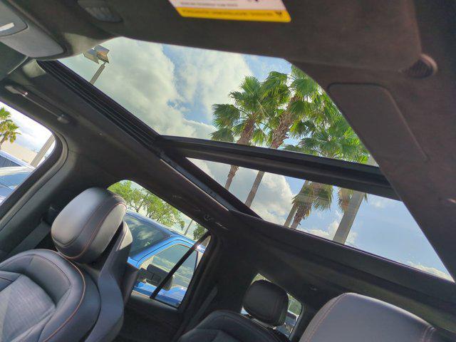new 2025 Lincoln Navigator car, priced at $120,490